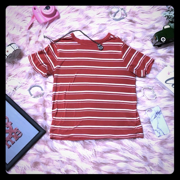 American Eagle Outfitters Tops - American Eagle soft and sexy t-shirt 🤍🤩